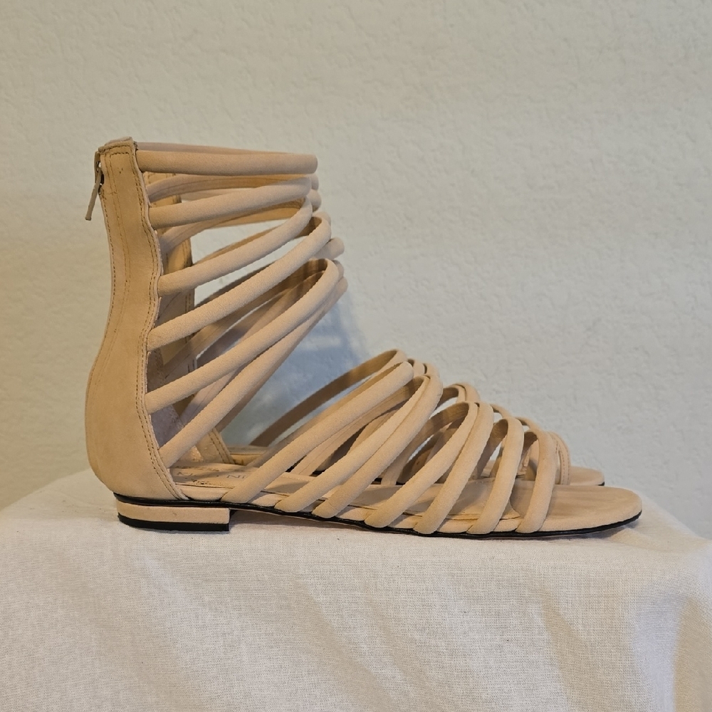 Klub Nico "Jolie" Nude Nubuck Gladiator Sandals. Size 7M Gently Worn - Picture 2 of 16